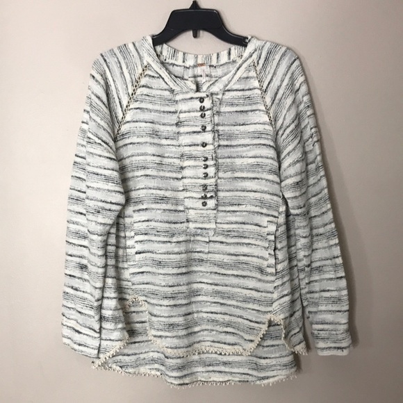 Free People ladies Summer Tweed Hideaway Henley Ivory Striped Top size small - Picture 2 of 13